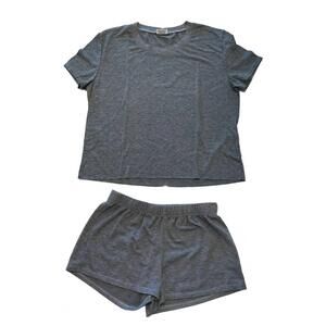 NEW FIREHOUSE girl's solid tee and short set in grey